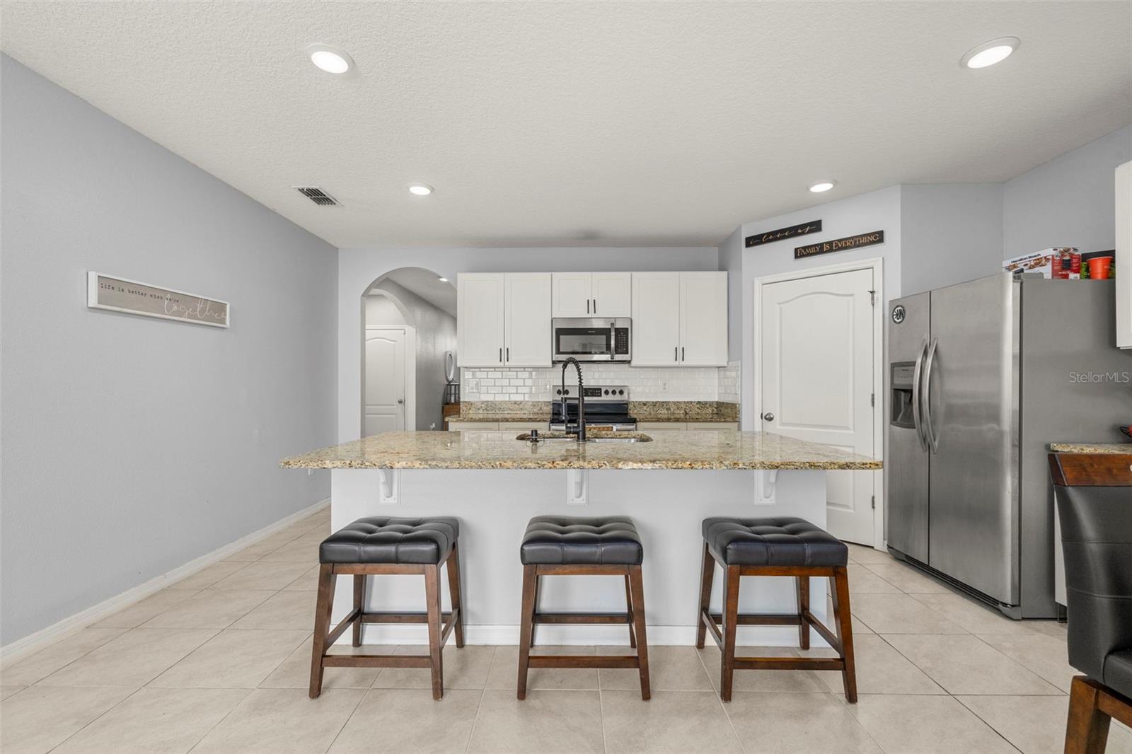 CANOPY WALK PH 2 - Residential