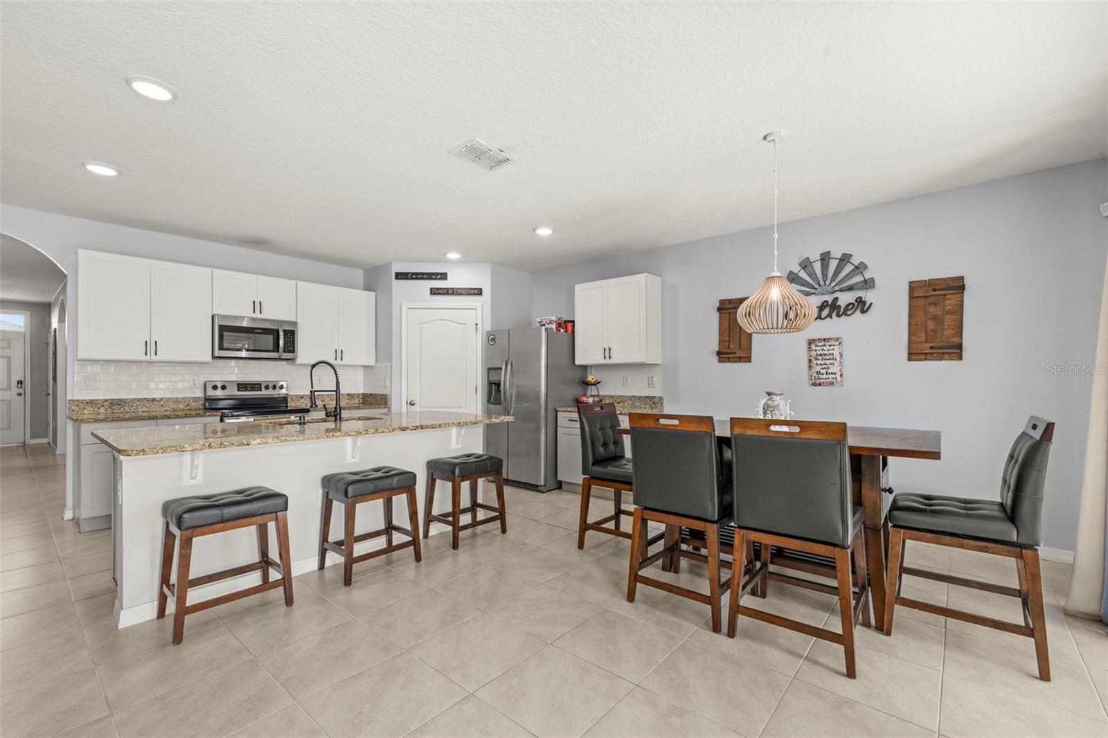 CANOPY WALK PH 2 - Residential