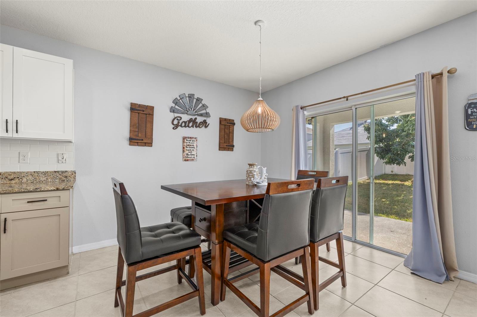 CANOPY WALK PH 2 - Residential