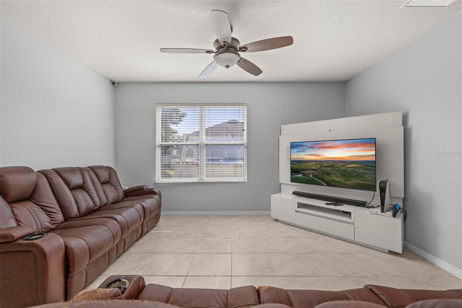 CANOPY WALK PH 2 - Residential