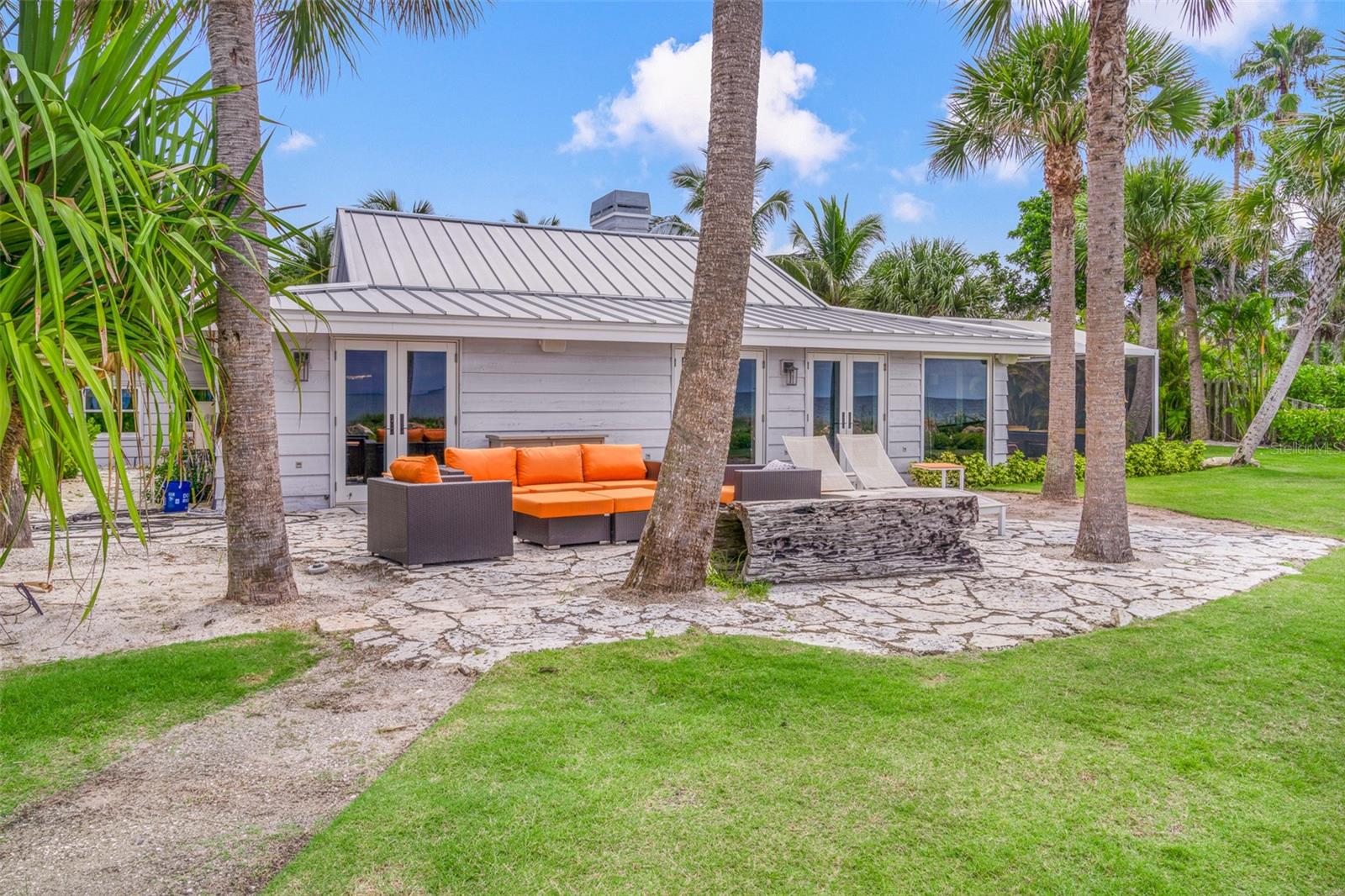 CASEY KEY - Residential