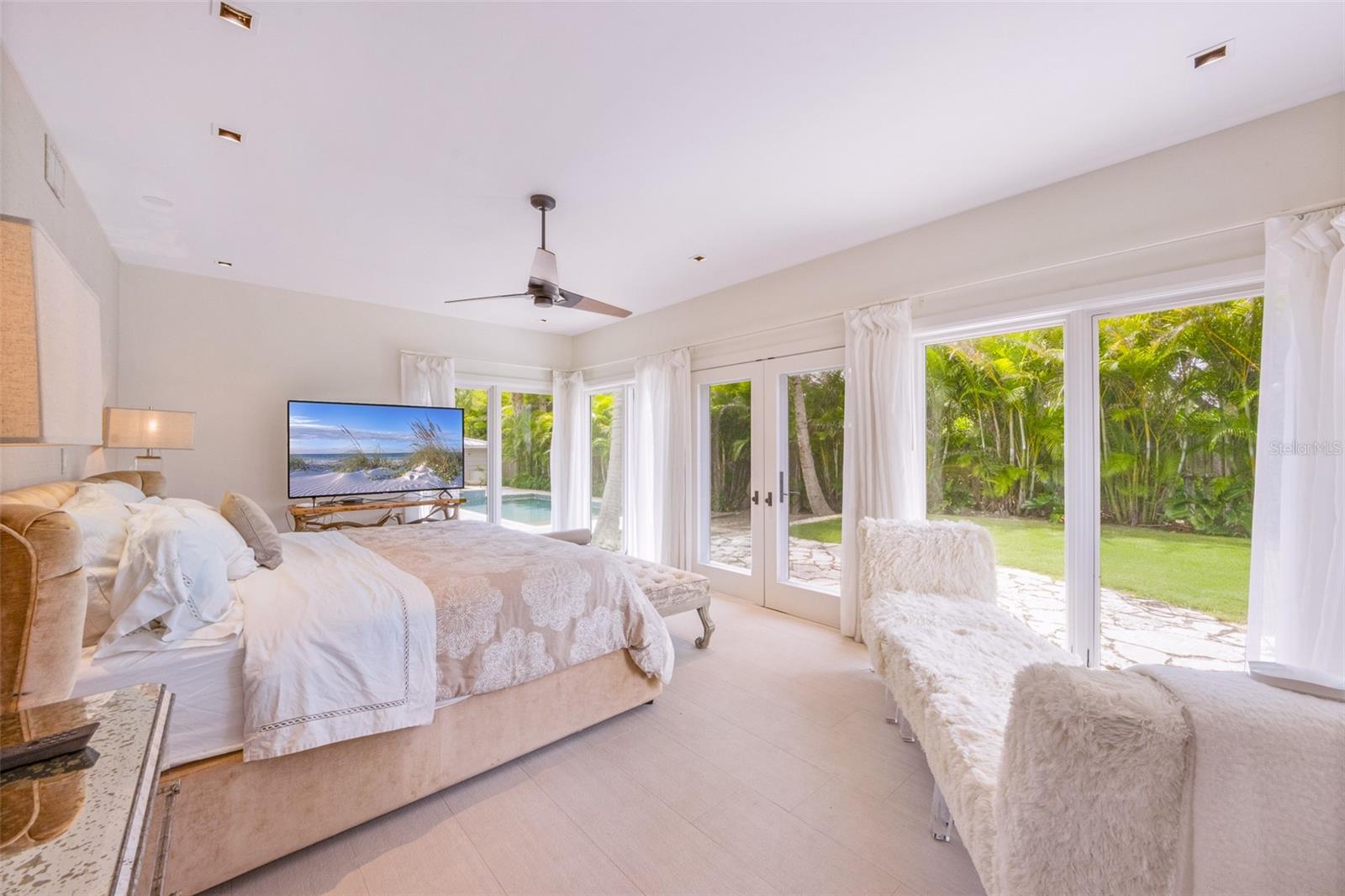 CASEY KEY - Residential