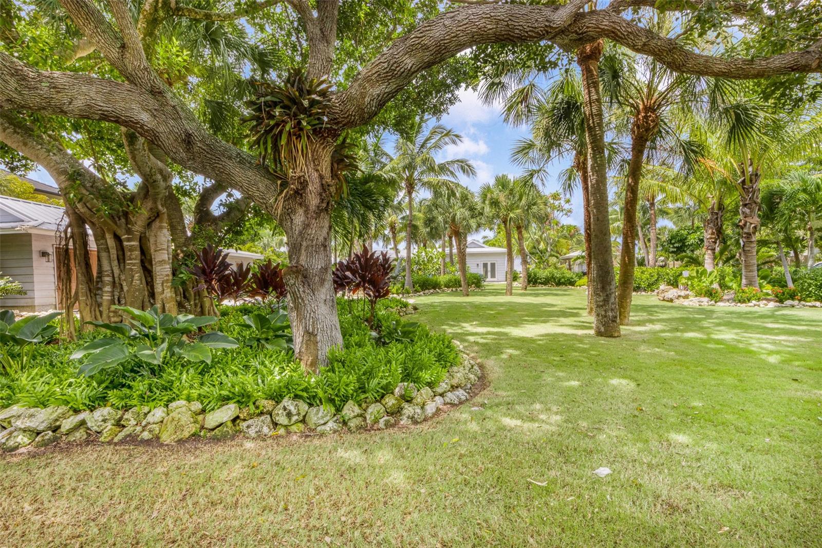 CASEY KEY - Residential