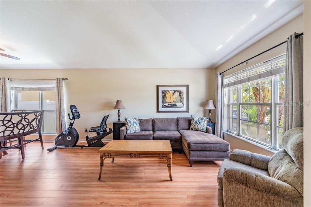 SOUTH POINTE PH 10 & 11 - Residential Lease