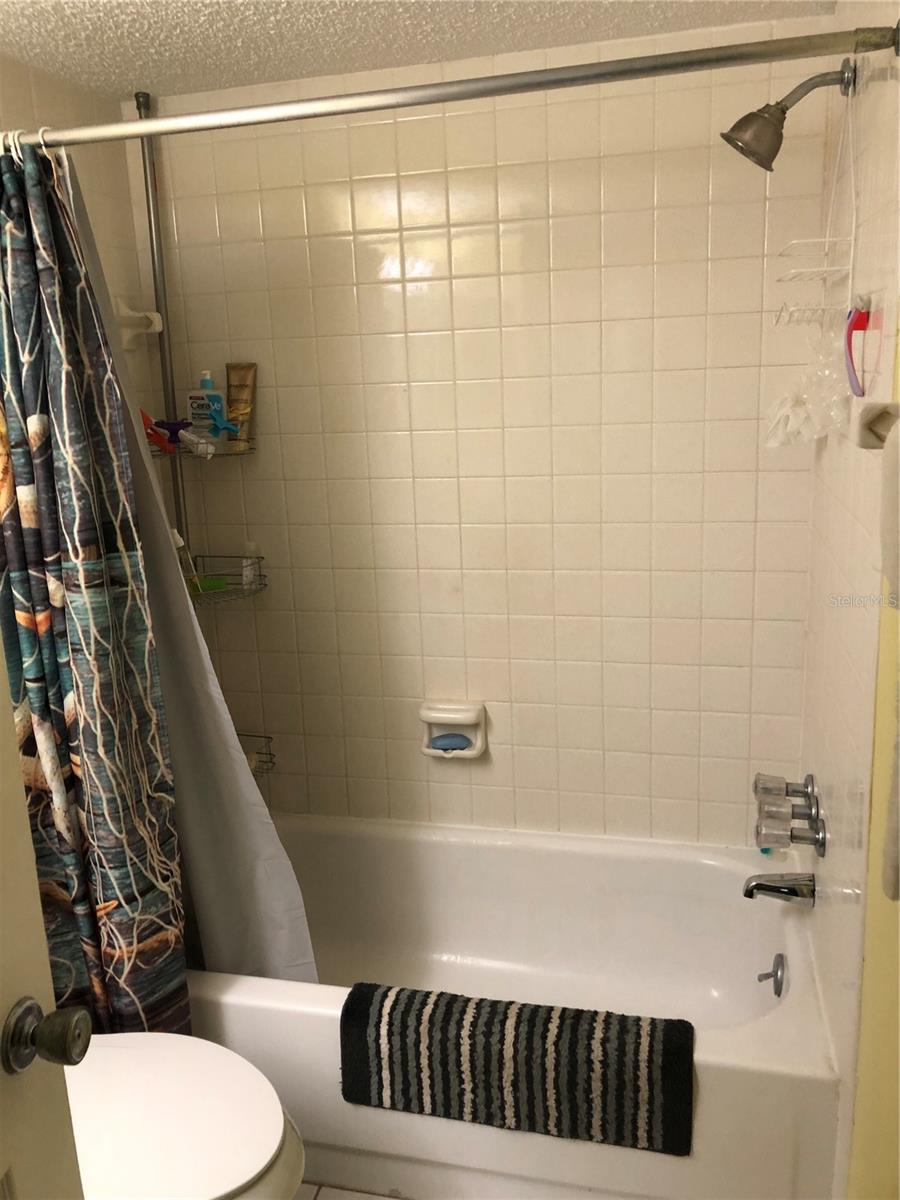 PATRICIAN OAKS - Residential