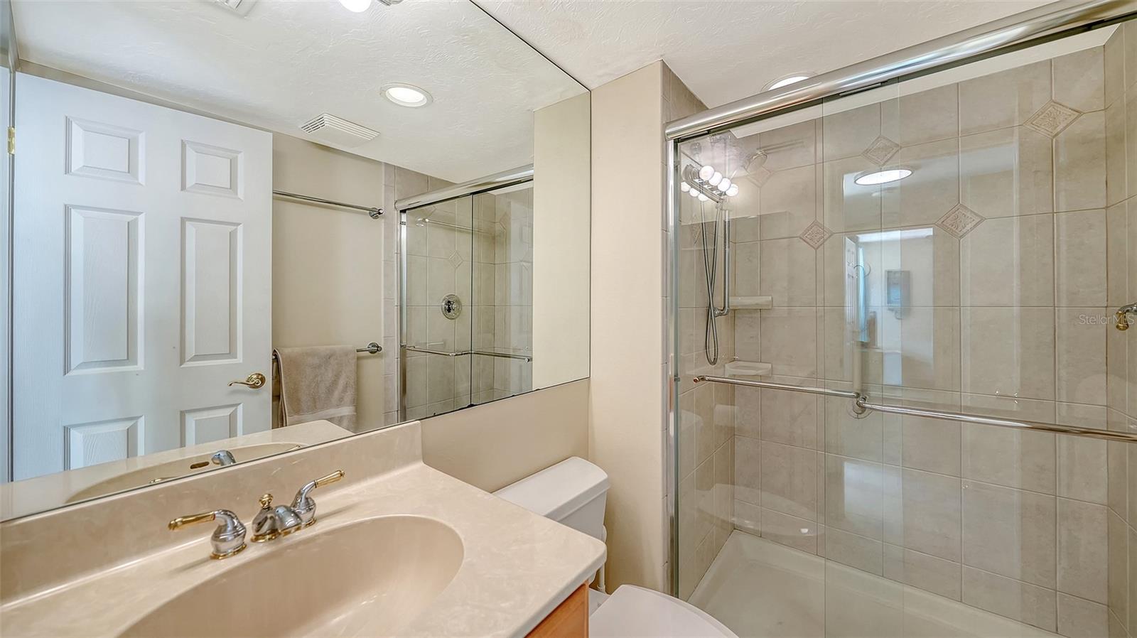 TERRACE EAST - Residential