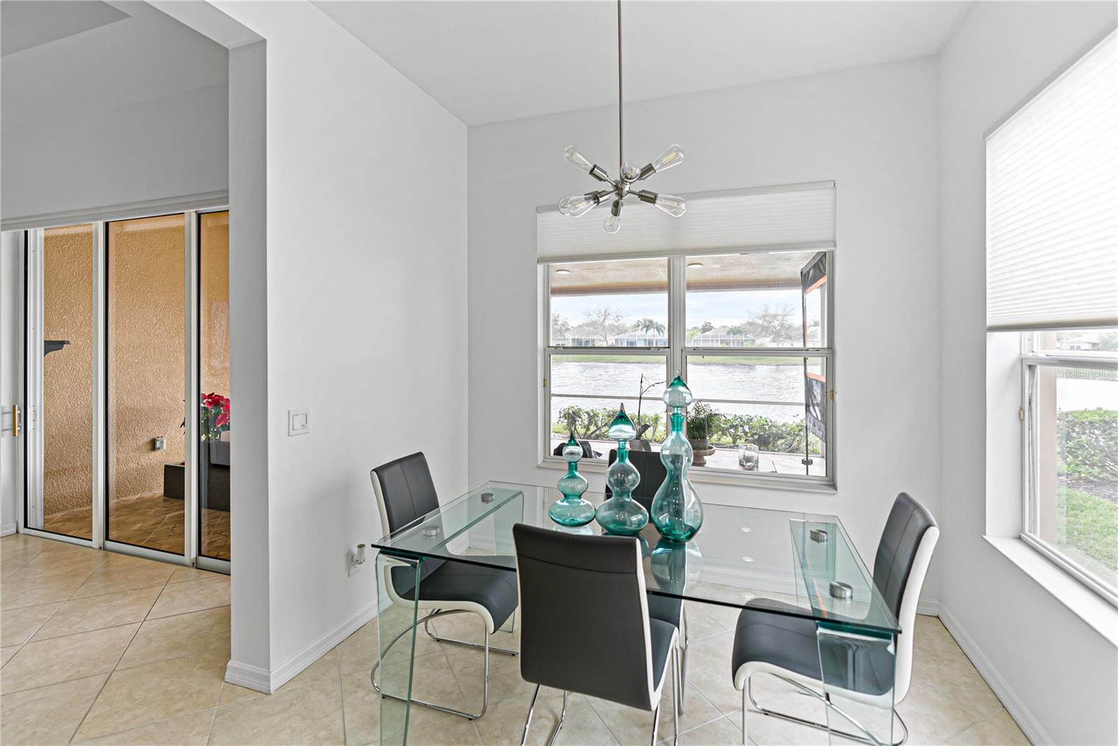 PALMA SOLA TRACE - Residential