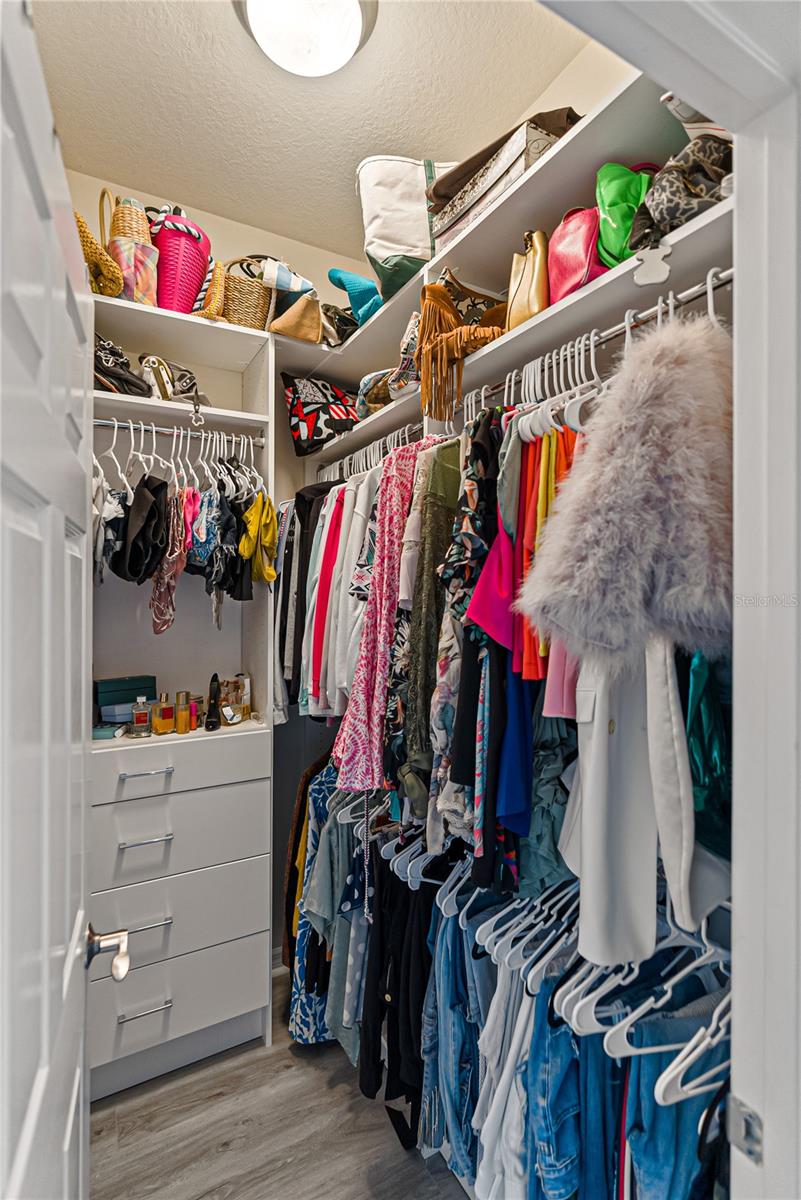 PALMA SOLA TRACE - Residential