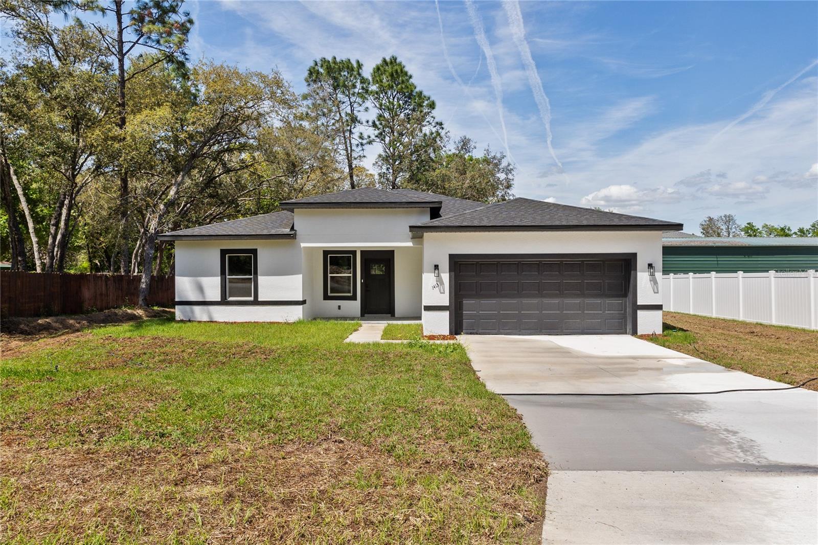1413 W AMERICA PLACE