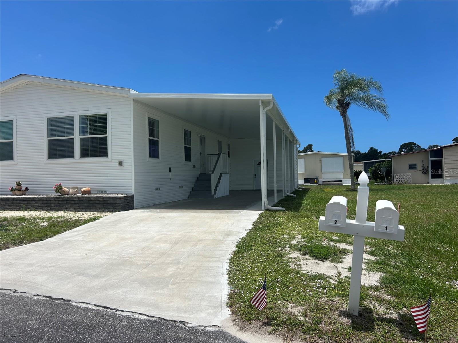 2 S BOTANY BAY CIRCLE, ENGLEWOOD, FL, 34223 2 2 S BOTANY BAY CIRCLE