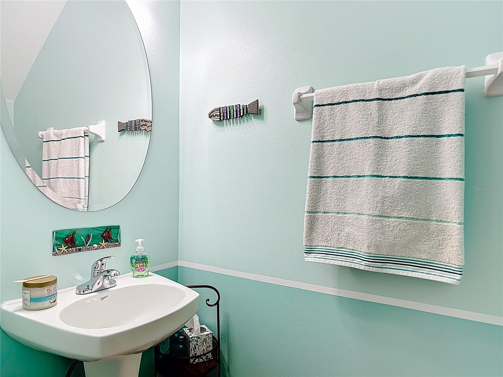 TOWNS AT LAKESIDE - Residential