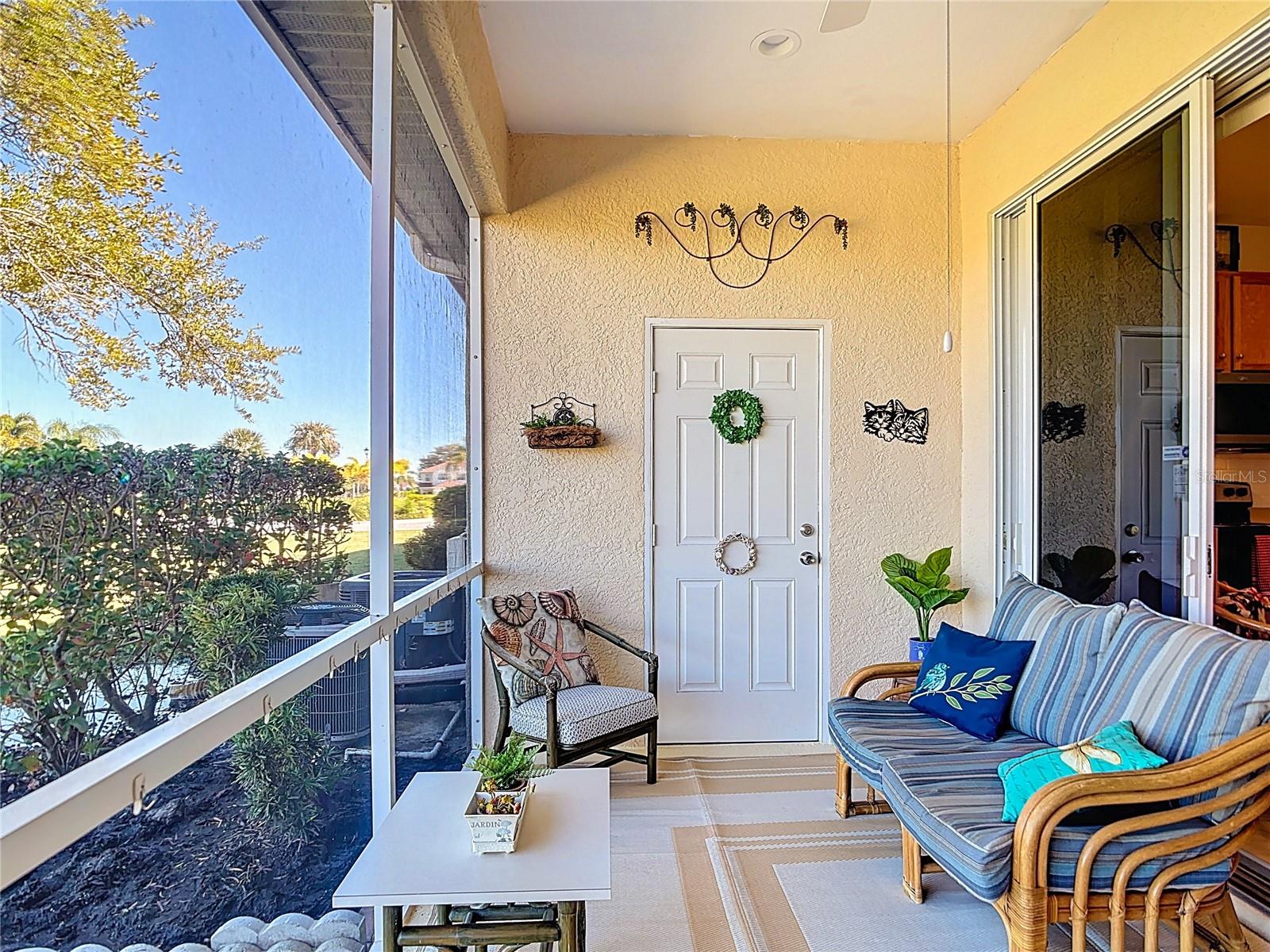 TOWNS AT LAKESIDE - Residential