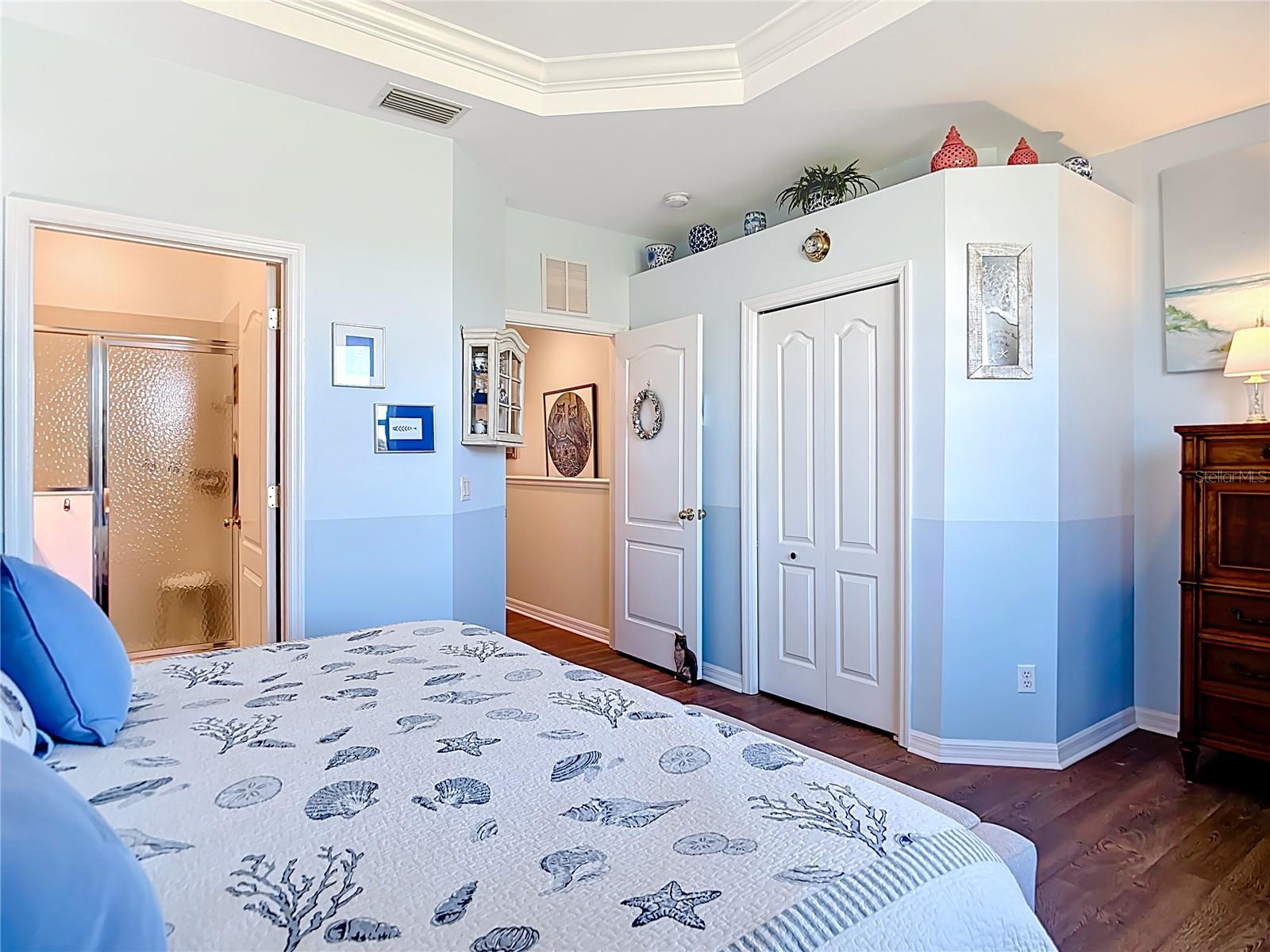 TOWNS AT LAKESIDE - Residential