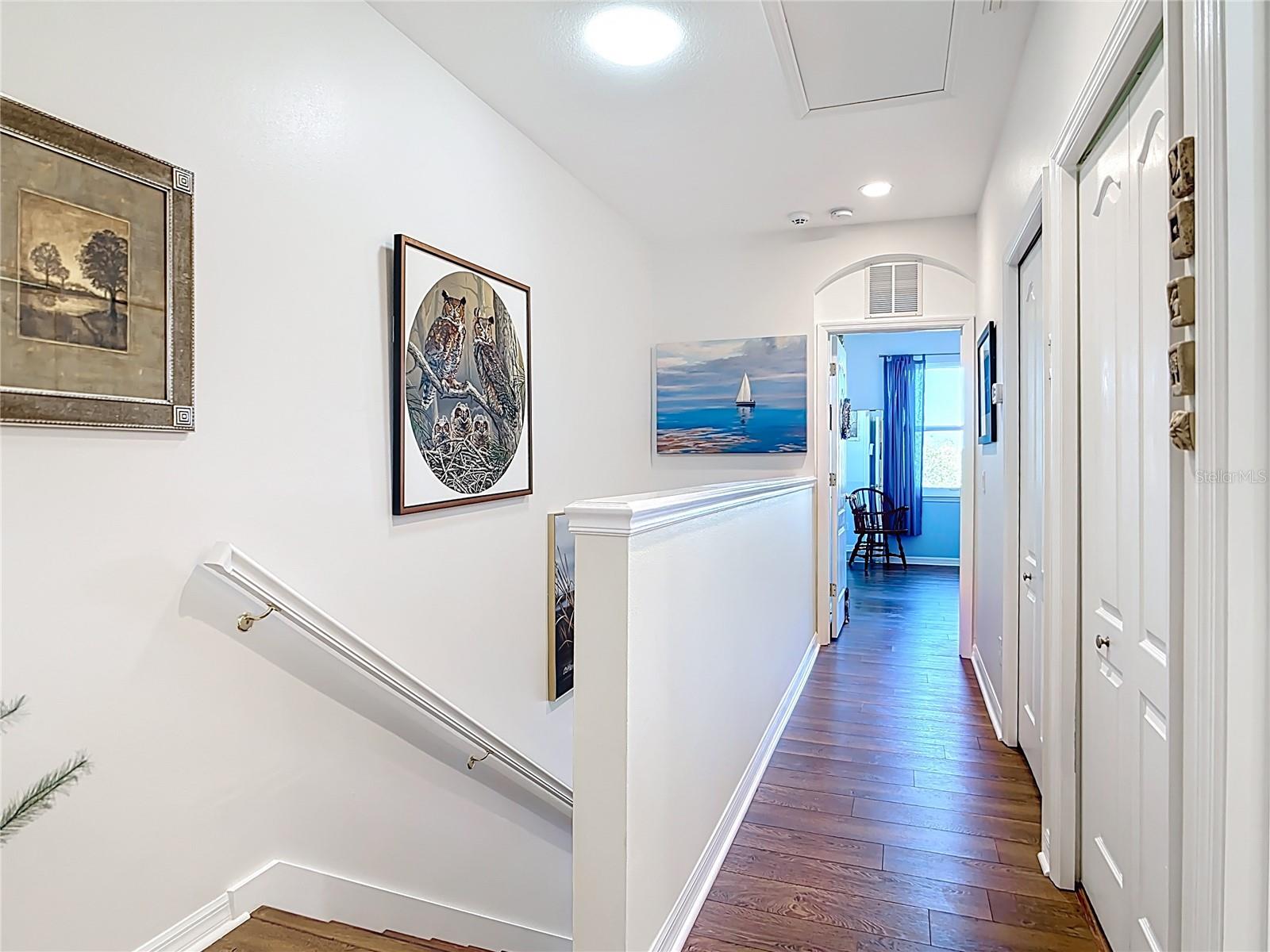 TOWNS AT LAKESIDE - Residential