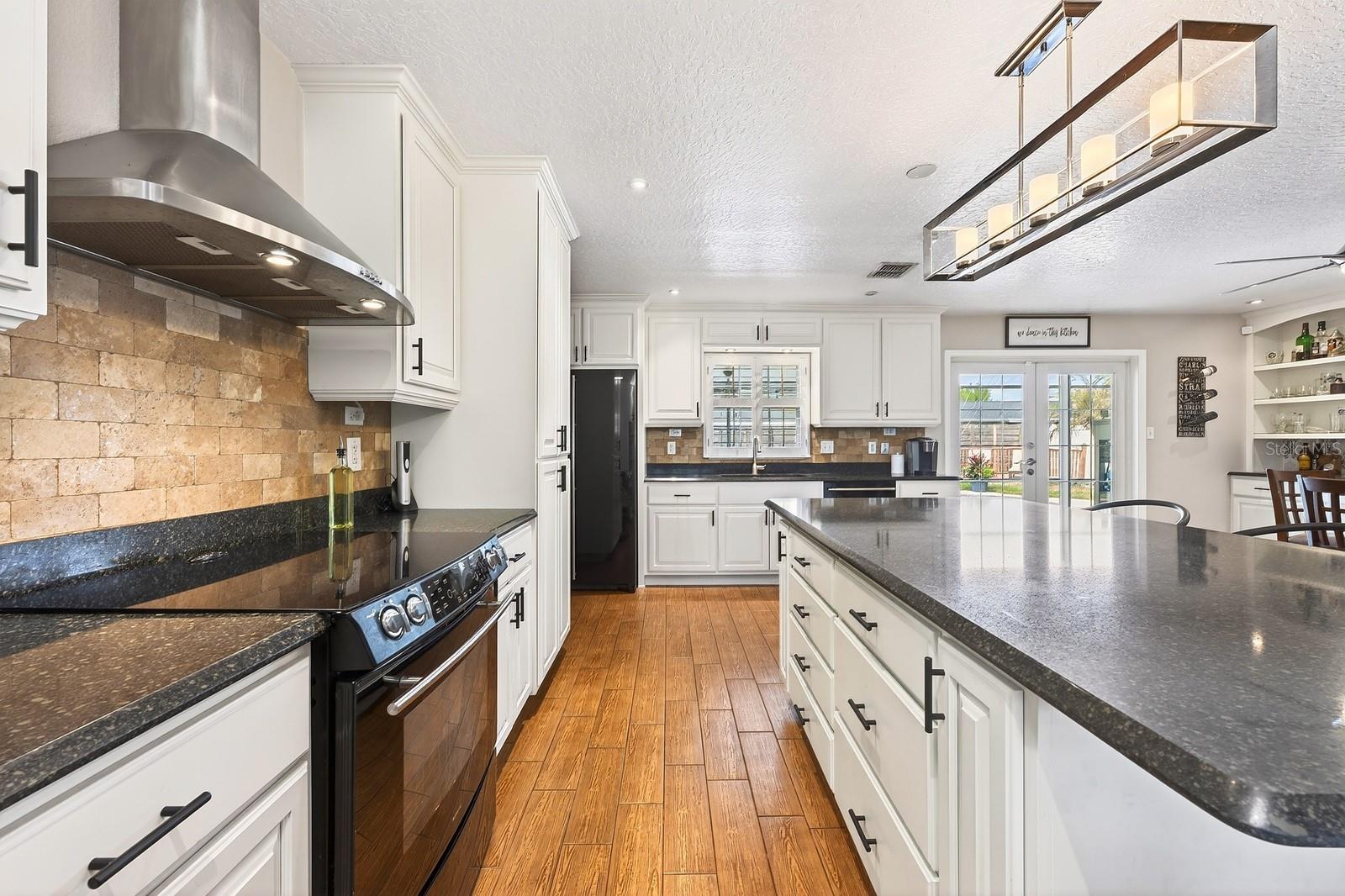 DOVER ESTATES - Residential