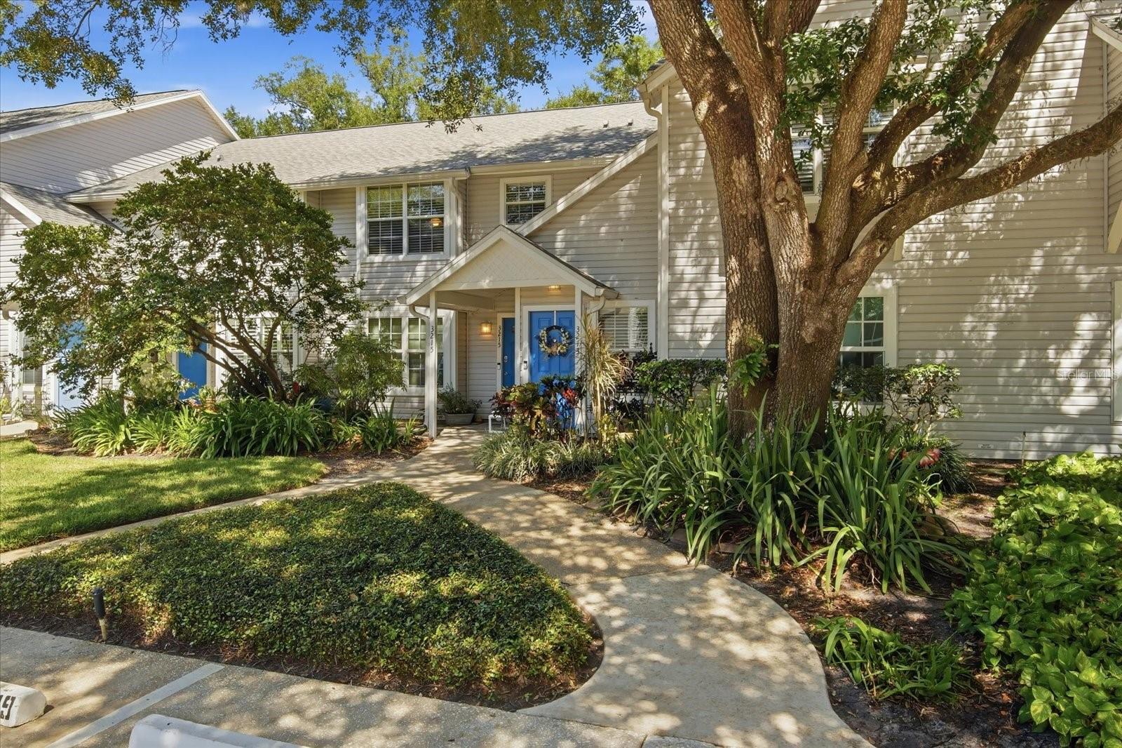 3213 VALLEY OAKS DRIVE