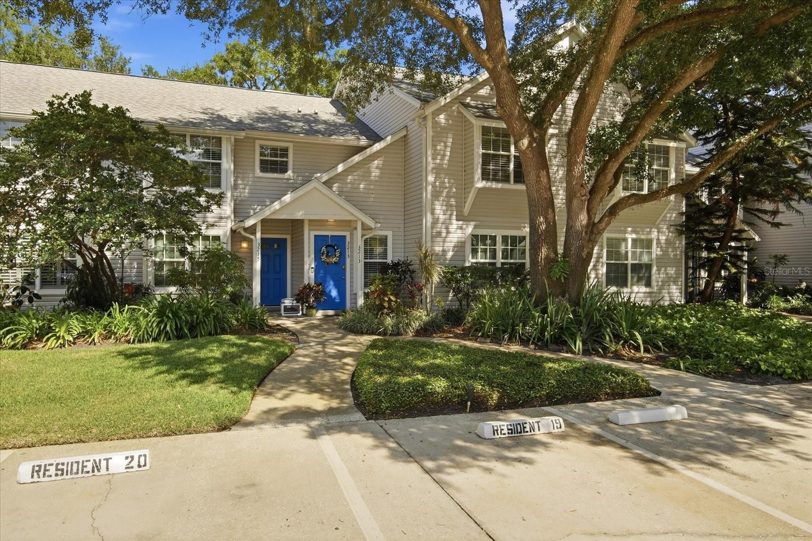 3213 VALLEY OAKS DRIVE