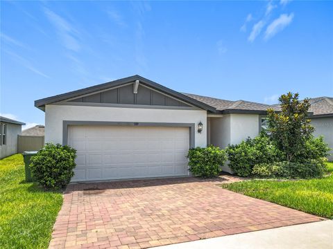 Photo of 509 Mckenna Drive, Winter Haven, FL 33881 (MLS # S5130611) Photo of 509 Mckenna Drive, Winter Haven, FL 33881 (MLS # S5130611)