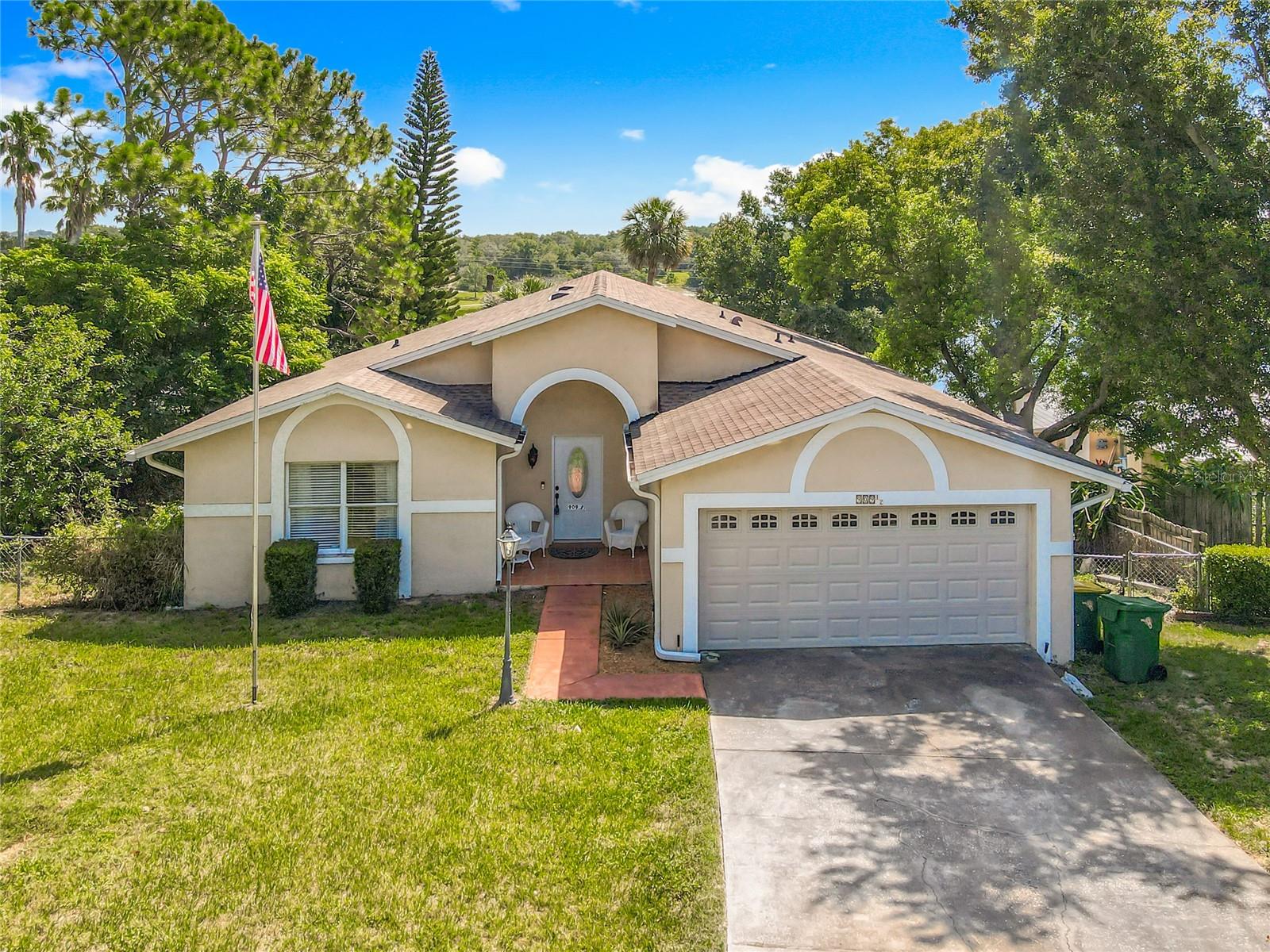 New Listing ALERT!!!
Welcome Home to this 3-bedroom, 2-bath home with stunning views of Lake Marie and no HOA! Step into a bright, open layout with views of the lake and huge backyard. The kitchen features granite countertops, stainless steel appliances, and ceramic tile.
This home also features a spacious dining area that is great for hosting or could be used as a home office, game room , or flex space, the choice is yours!
Escape to the Primary Bedroom which offers laminate flooring, direct access to the deck, dual closets, and an en-suite bathroom complete with a double vanity, relaxing garden tub, separate shower, and private water closet.
Step outside to a fully fenced backyard with a large deck— perfect for morning coffee or hosting guests during the spectacular 4th of July fireworks show.
Conveniently located near local amenities with easy access to surrounding areas, this move-in ready home offers comfort, privacy, and unbeatable views.
Schedule your private tour today!
