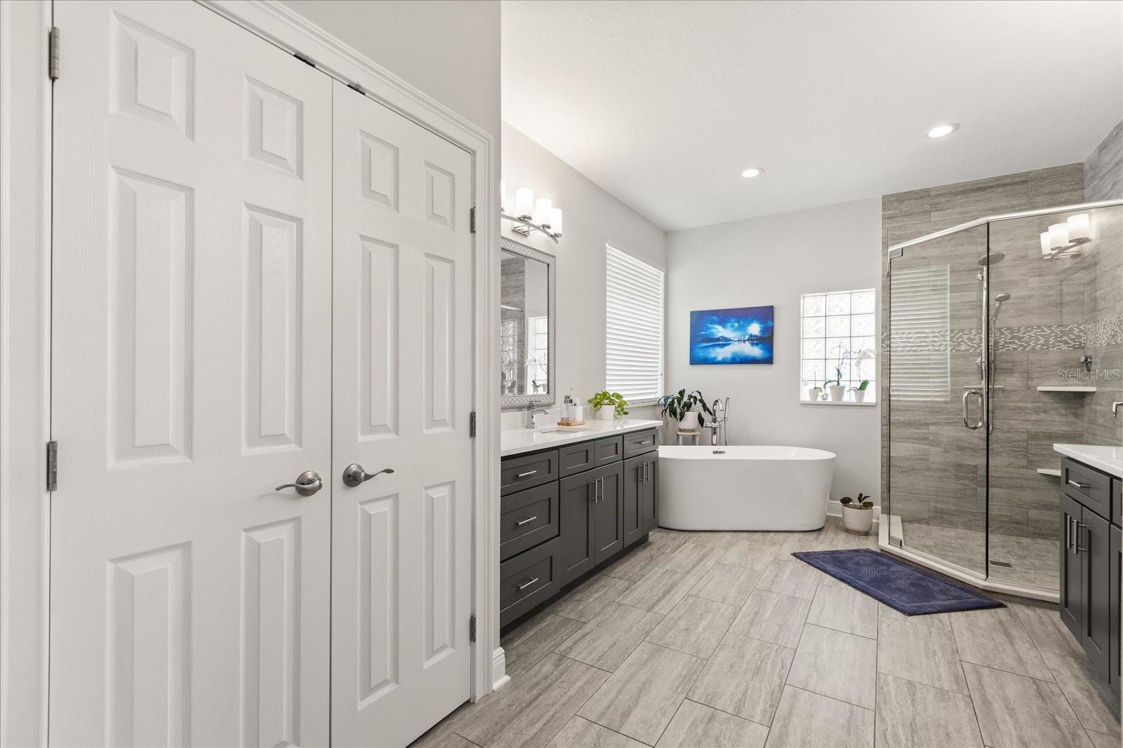 HUNTERS CREEK TR 335 PH 01 - Residential