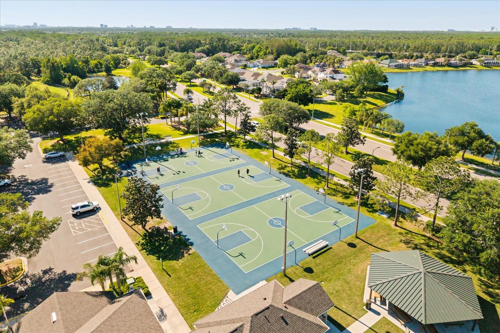 HUNTERS CREEK TR 335 PH 01 - Residential