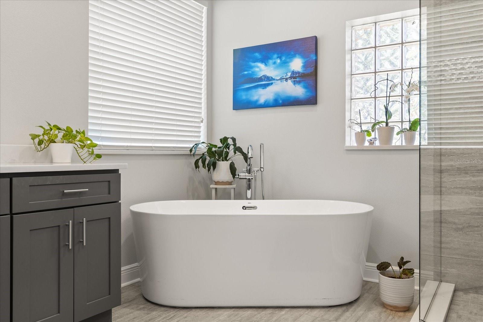 HUNTERS CREEK TR 335 PH 01 - Residential