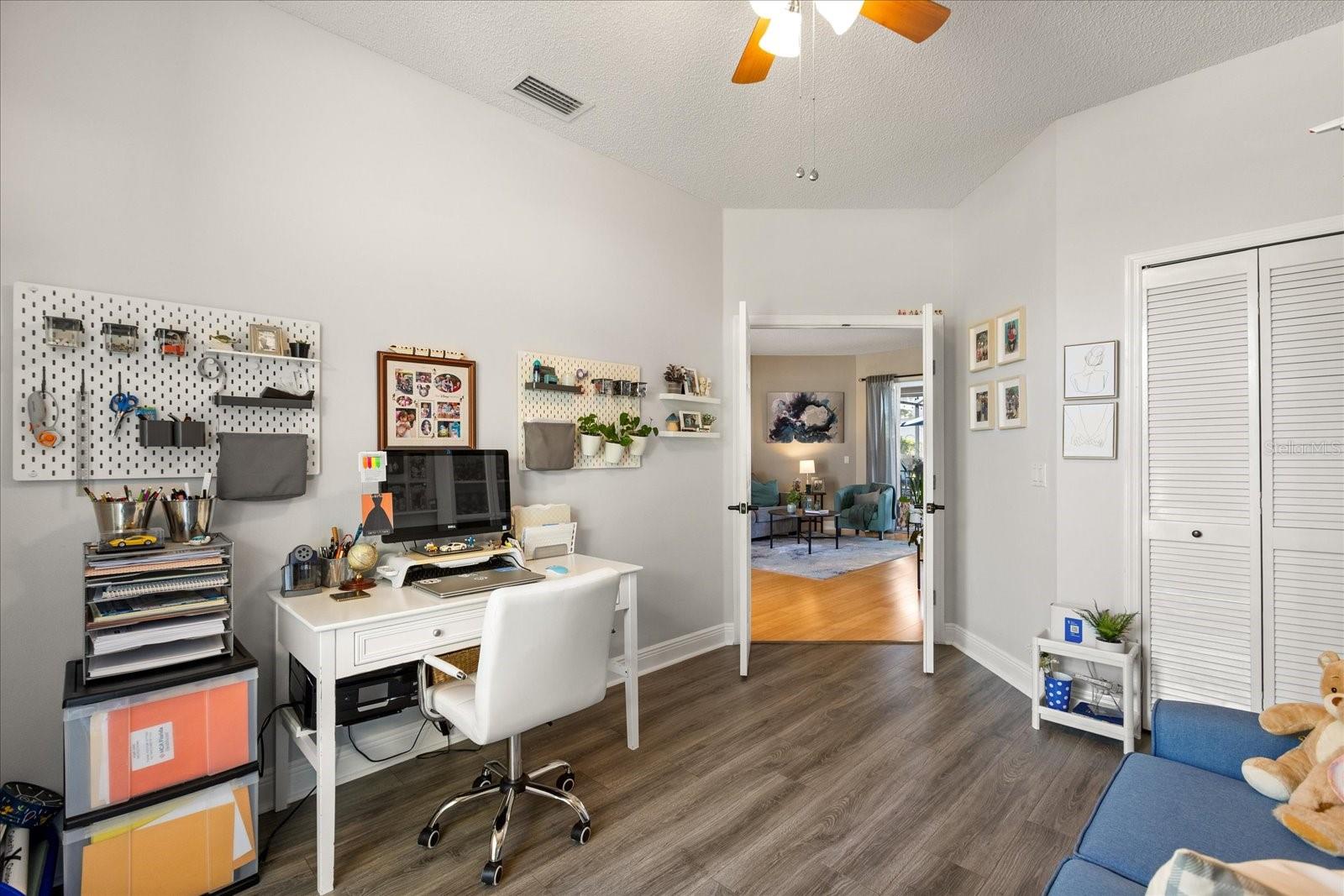 HUNTERS CREEK TR 335 PH 01 - Residential