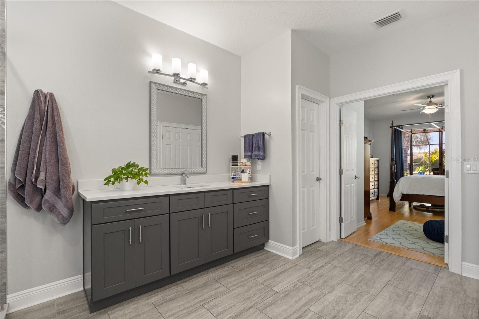 HUNTERS CREEK TR 335 PH 01 - Residential