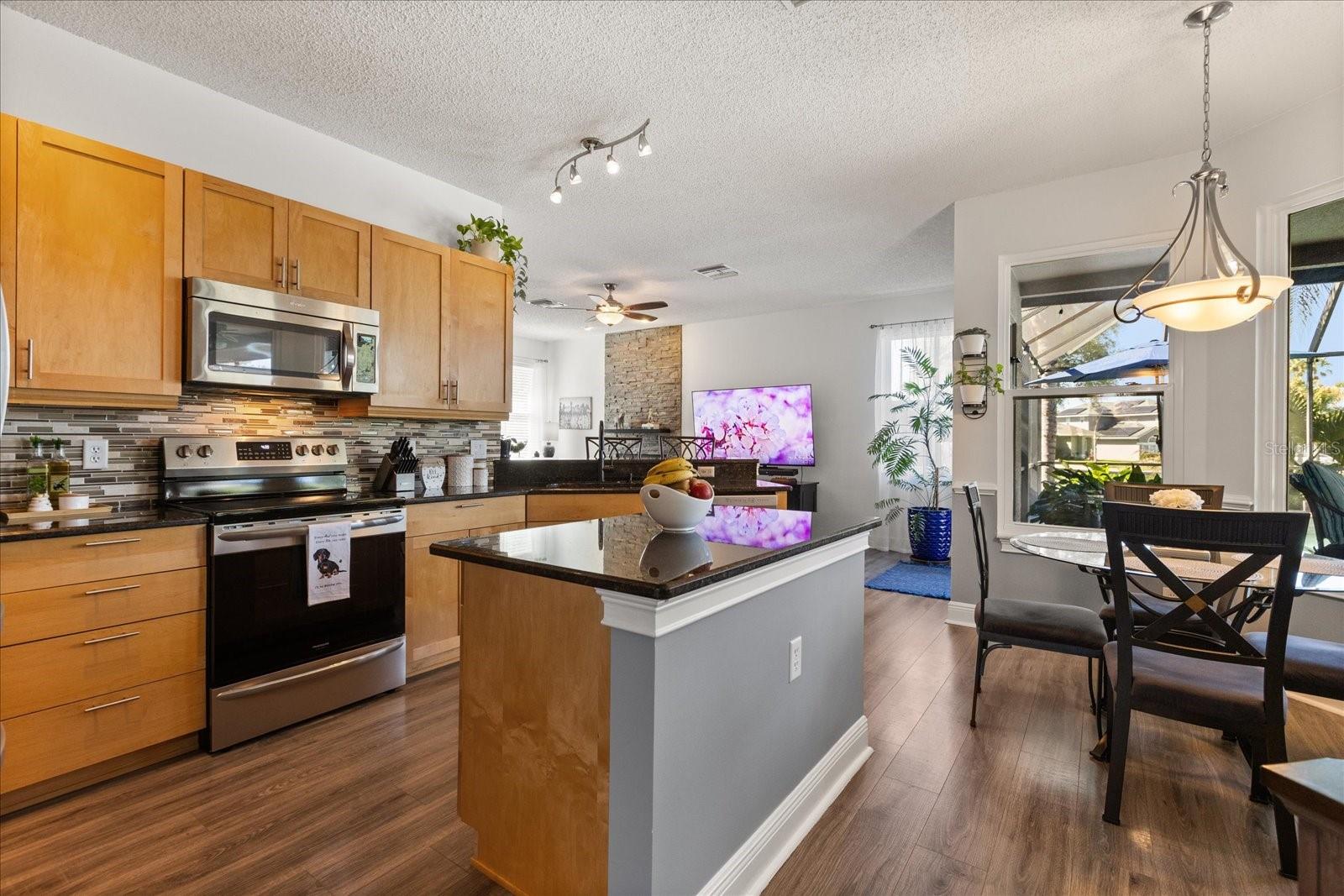 HUNTERS CREEK TR 335 PH 01 - Residential