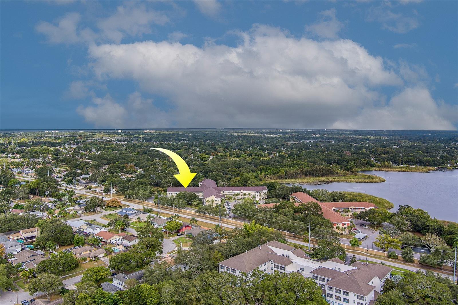 ON TOP OF THE WORLD - Residential