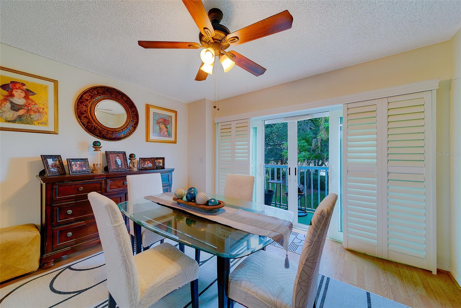 ON TOP OF THE WORLD - Residential