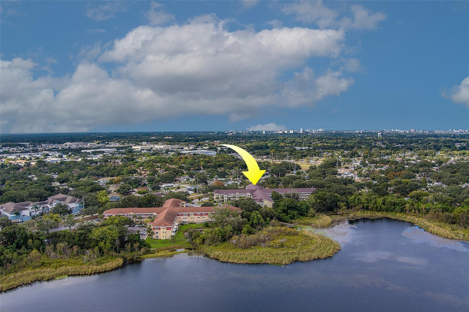 ON TOP OF THE WORLD - Residential