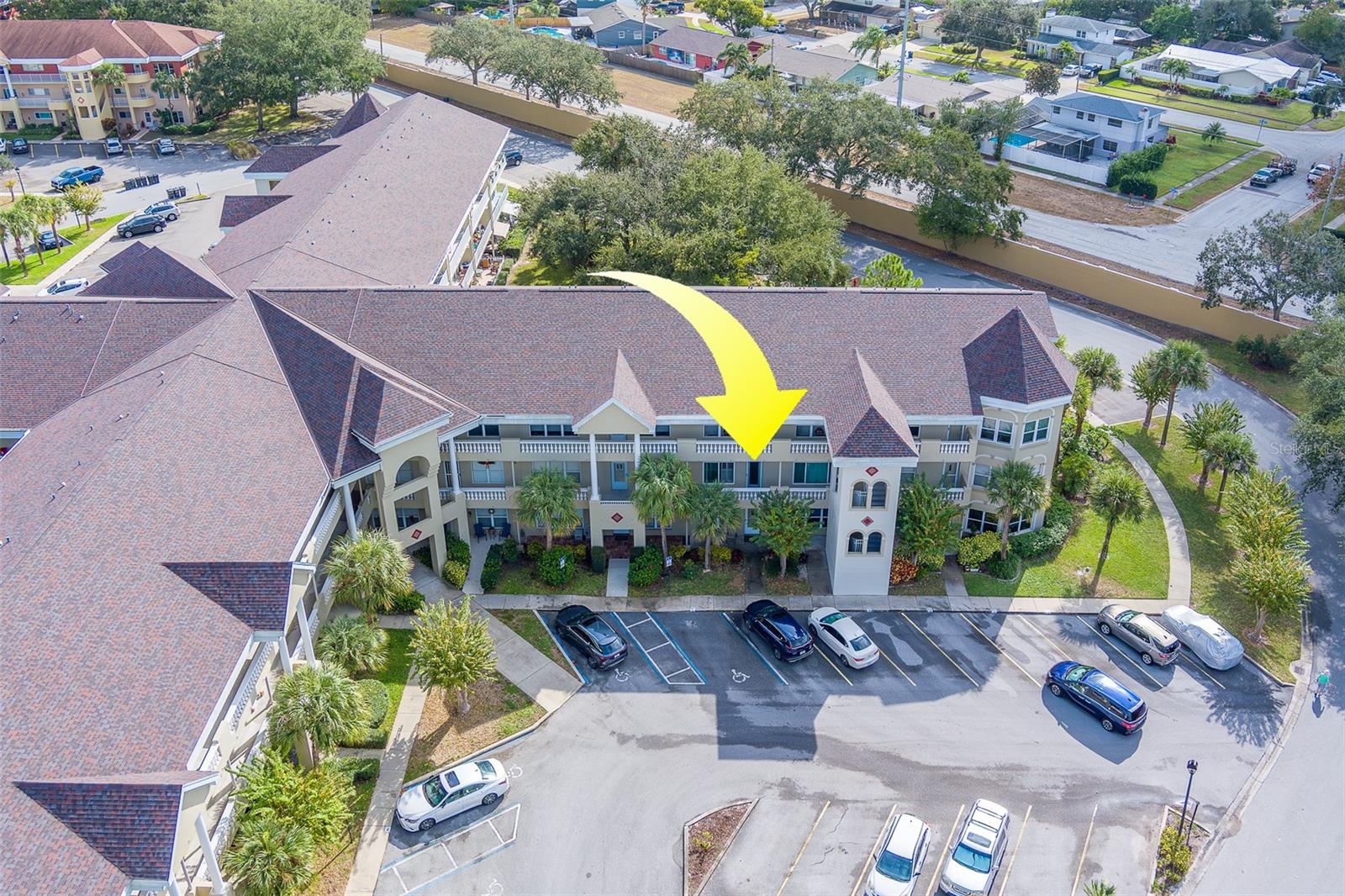 ON TOP OF THE WORLD - Residential