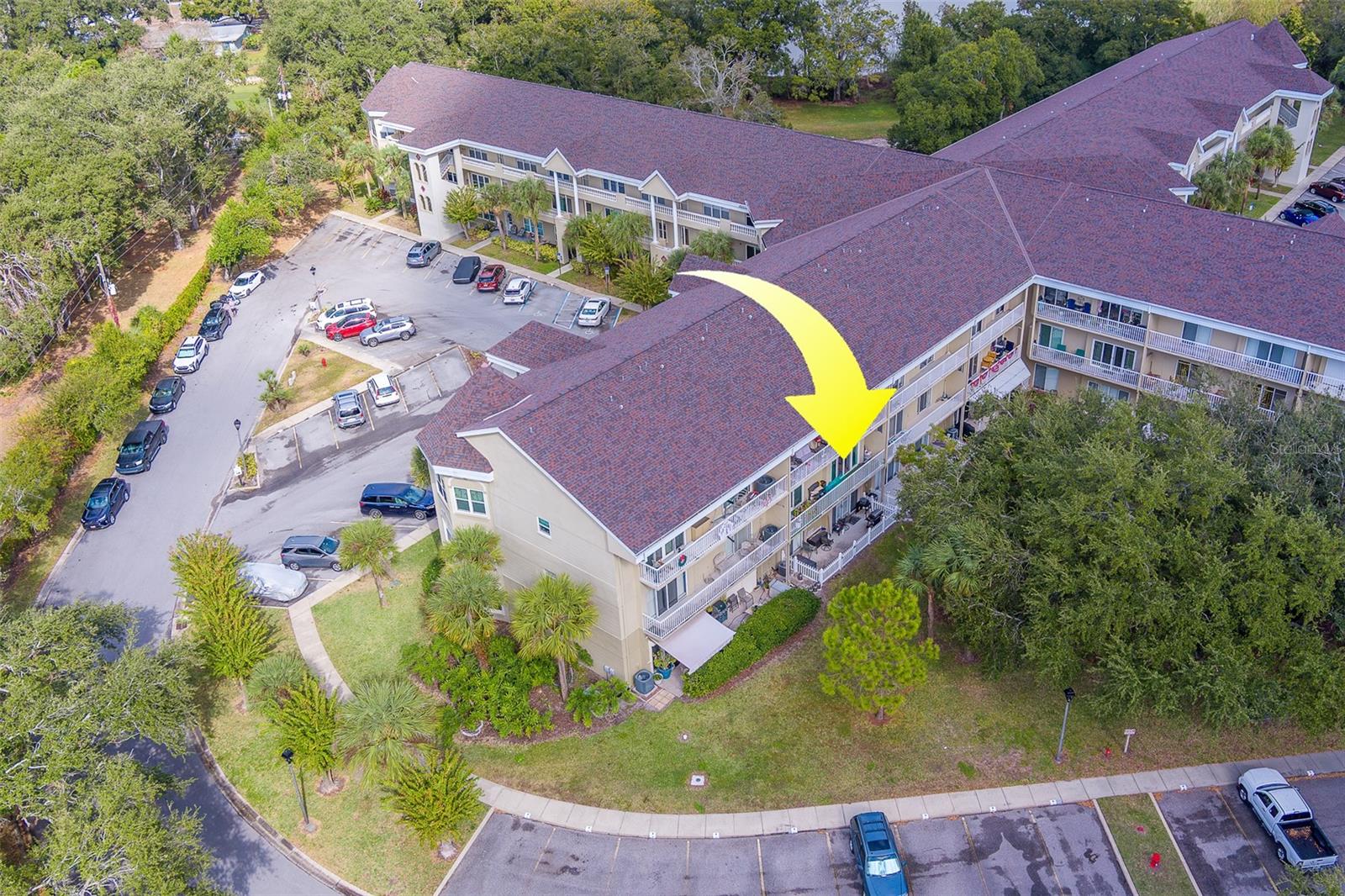 ON TOP OF THE WORLD - Residential