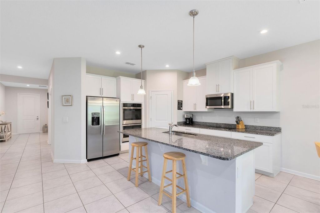 Photo of 373 Siesta Vista Court, Davenport, FL 33896 (MLS # O6373048)