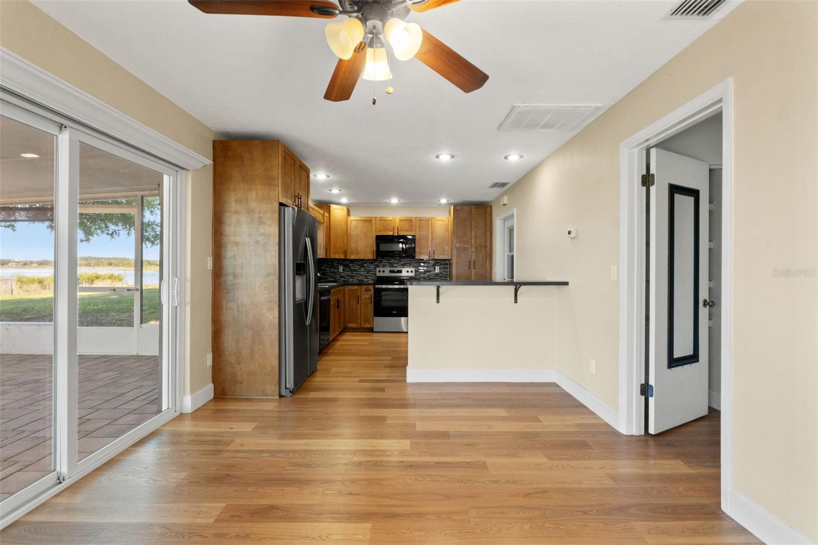 SPRING HILL - Residential