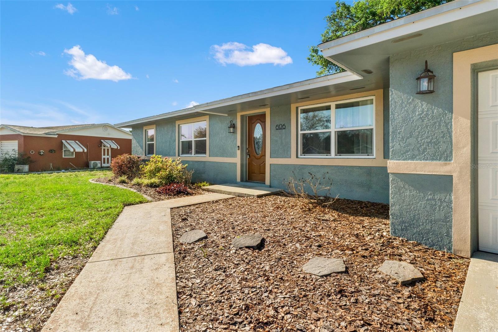 SPRING HILL - Residential