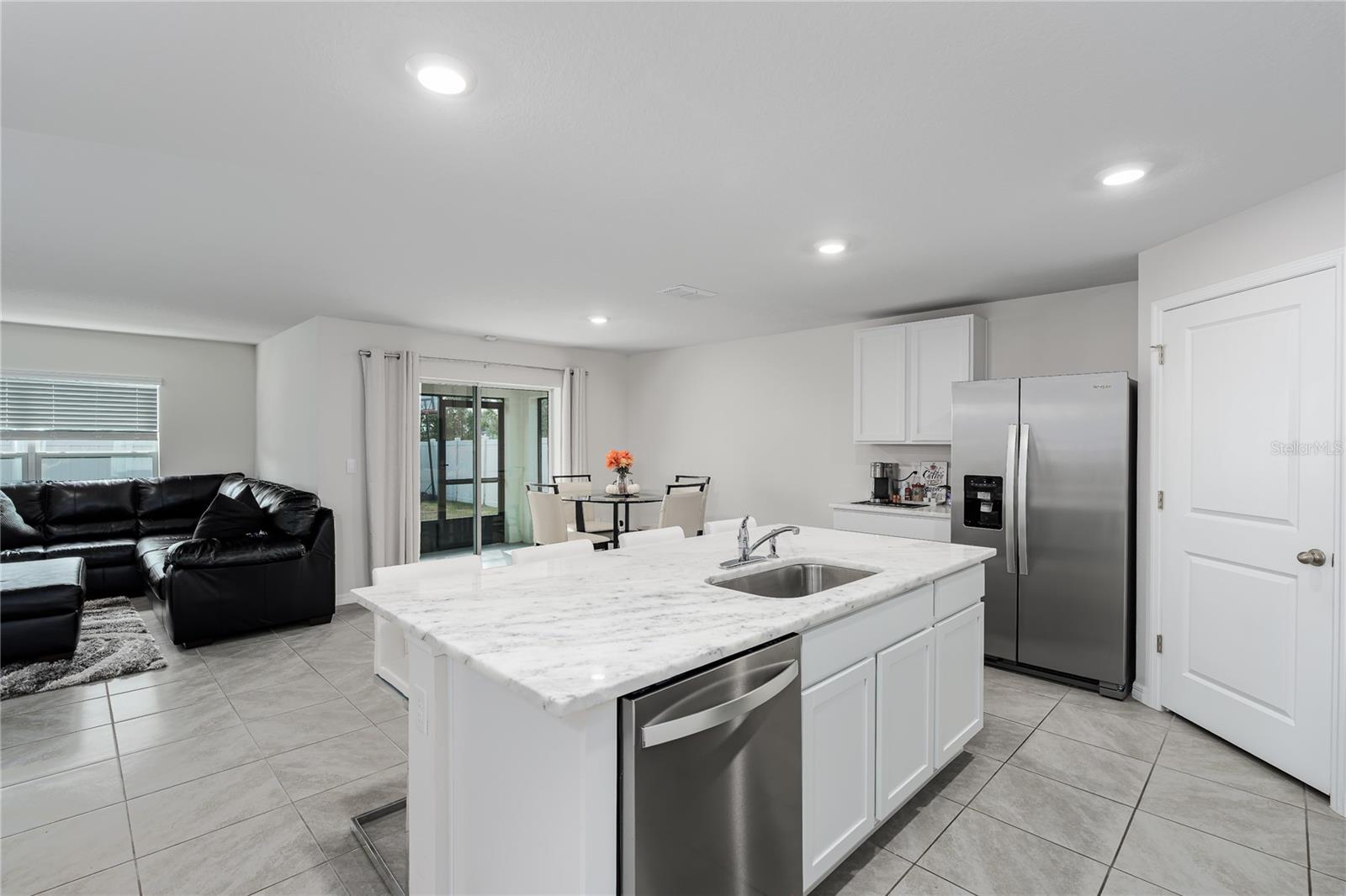 BELLA LAGO - Residential Lease