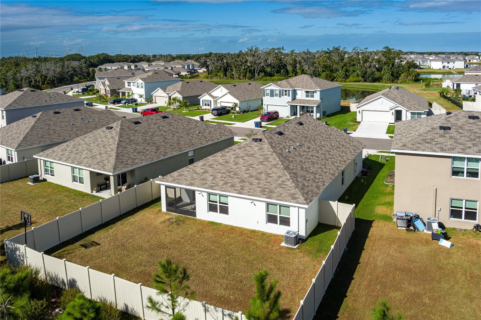 BELLA LAGO - Residential Lease