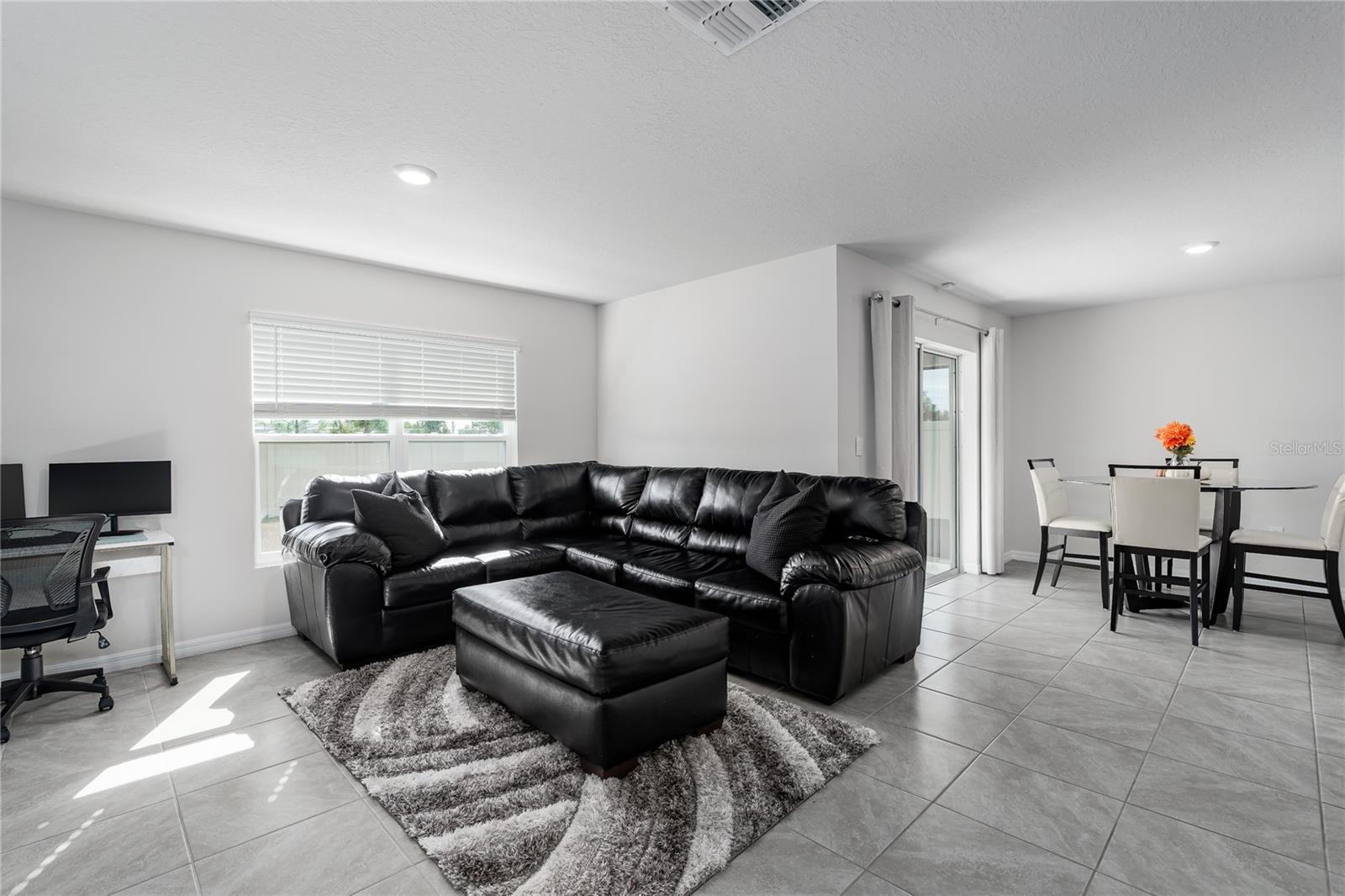 BELLA LAGO - Residential Lease