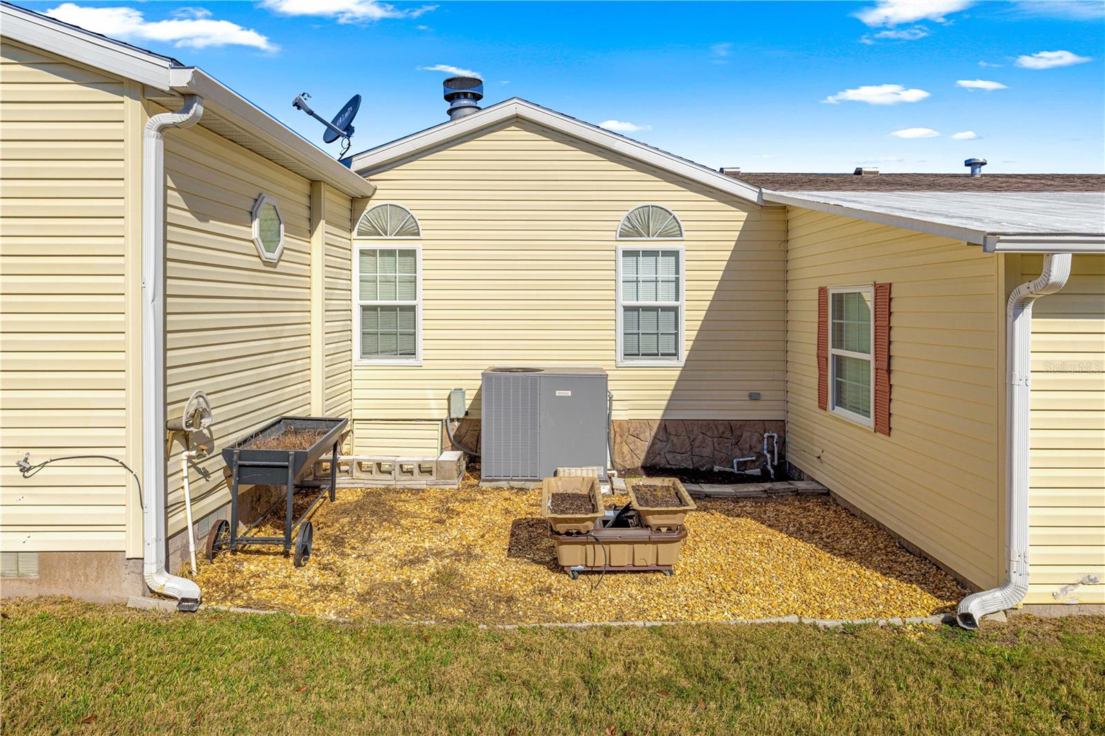 HILLTOP ESTATES - Residential