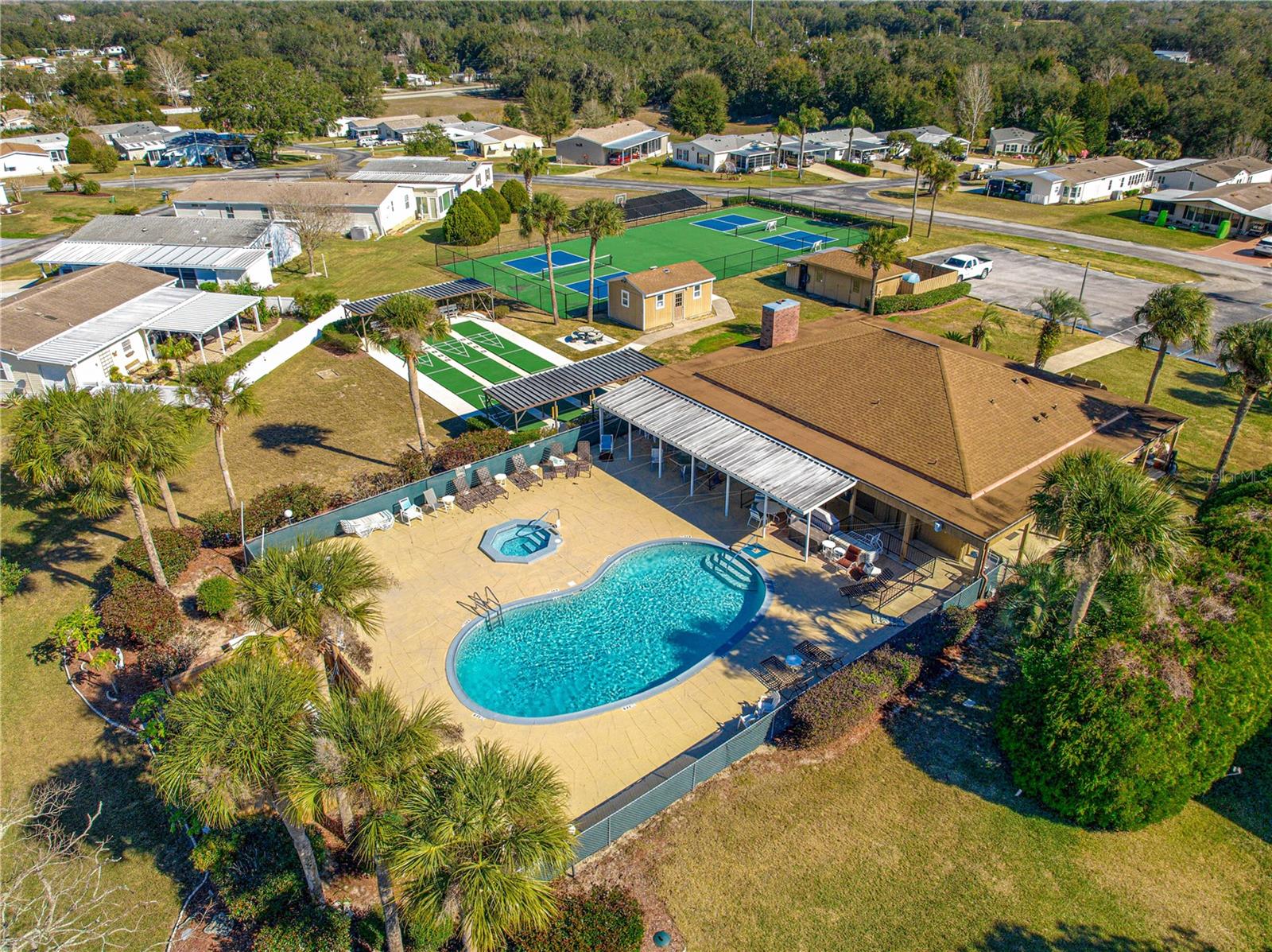 HILLTOP ESTATES - Residential