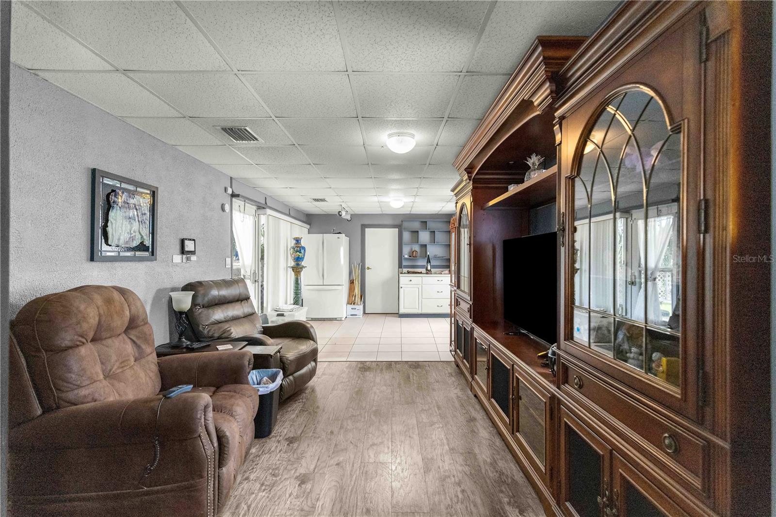 HILLTOP ESTATES - Residential