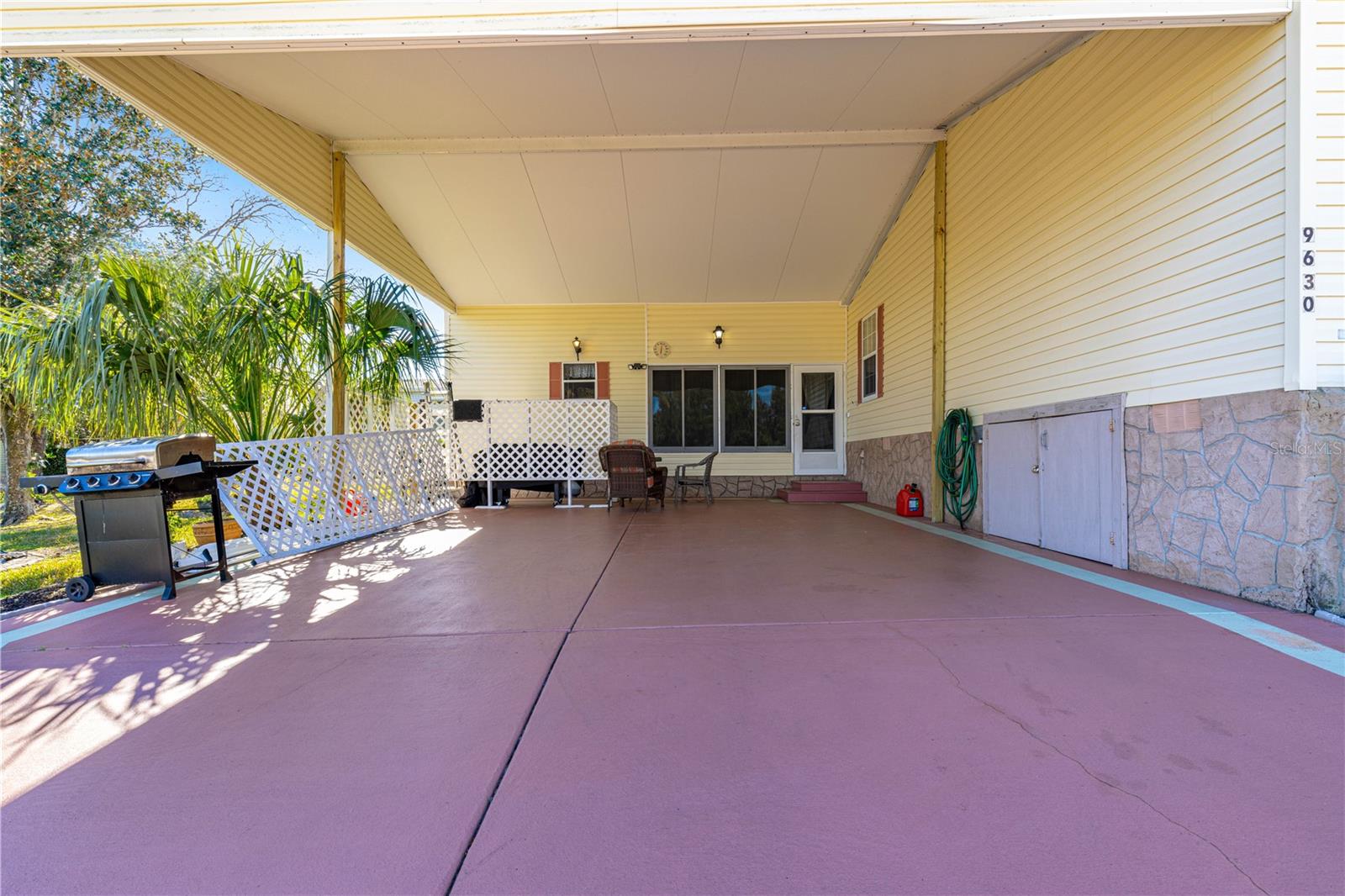 HILLTOP ESTATES - Residential