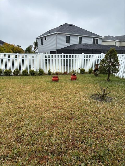 A home in PARRISH