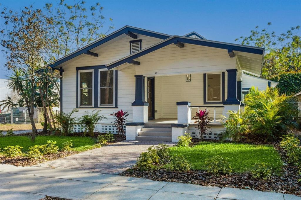 Photo of 511 E Frances Avenue, Tampa, FL 33602 (MLS # O6379941)