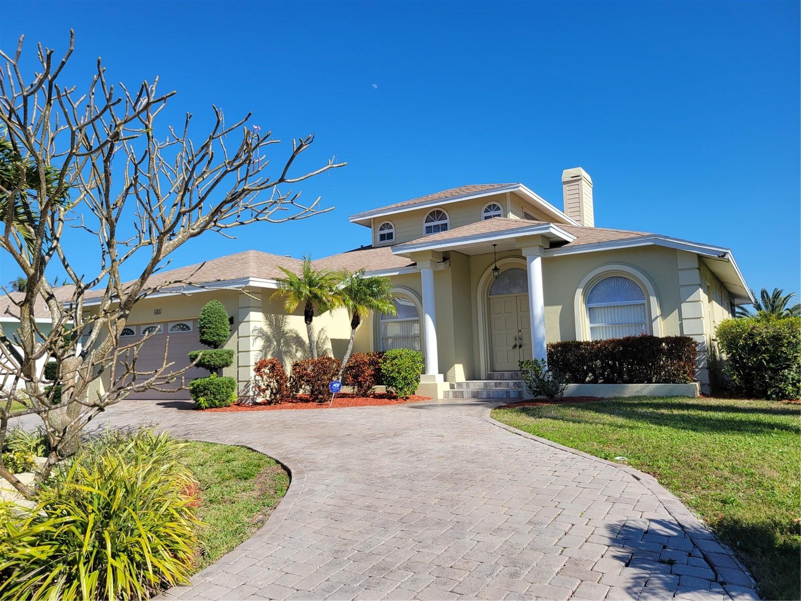 Annual rental. Great for boaters. Beautiful single-family home on North Point of Key Royal. This 3 bdrm 3 full bath home sits on a quiet canal in Holmes Beach. Features include a large updated eat-in kitchen, vaulted ceilings, arches, columns, 2-sided fireplace, wet bar and a large screened in lanai. Great master suite with jacuzzi and fireplace. A heated community pool and tennis courts. Pet friendly. Available June 1st.