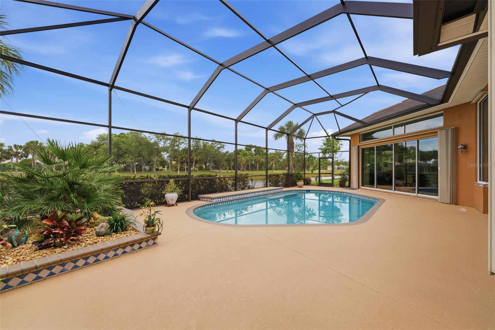 LAKES OF JACARANDA, - Residential