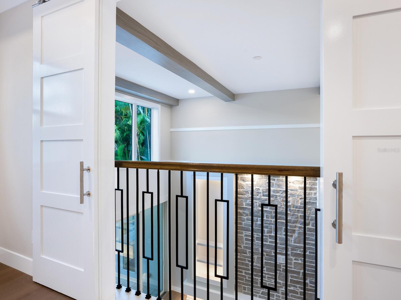 HUDSON BAYOU - Residential