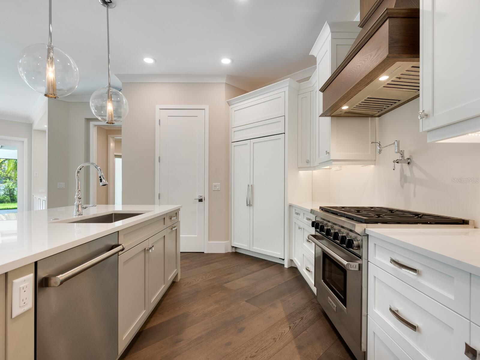 HUDSON BAYOU - Residential